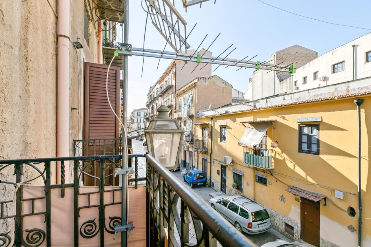 Stylish Flat Maqueda Lägenhet Palermo Exteriör bild