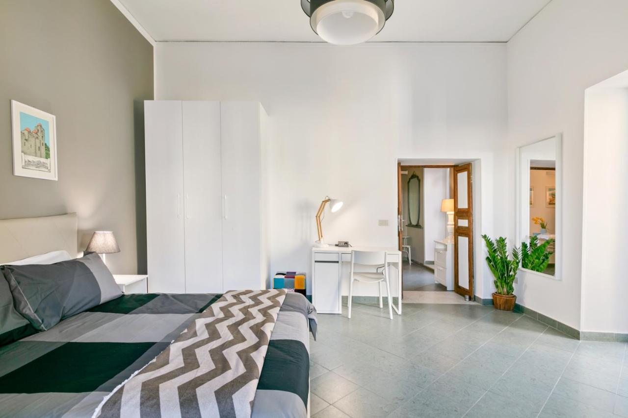 Stylish Flat Maqueda Lägenhet Palermo Exteriör bild